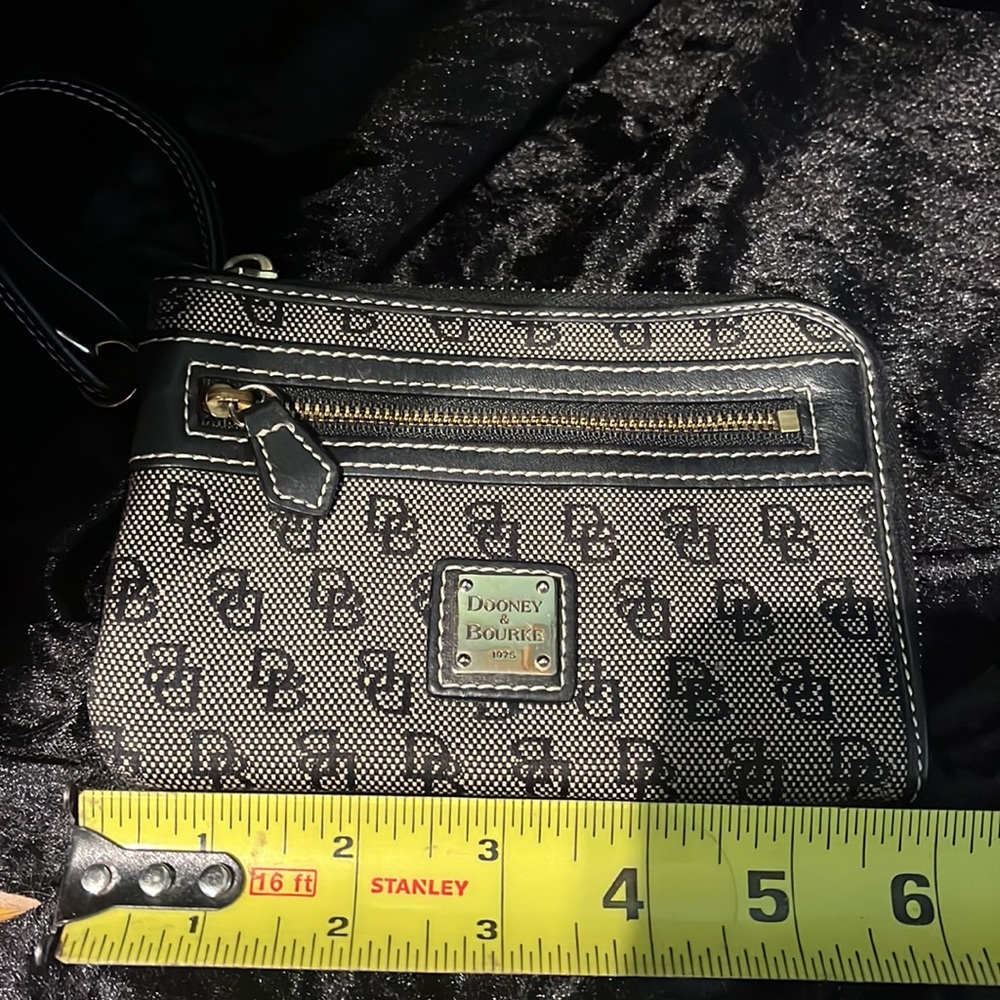 Doone Bourke Wristlet - Picture 8 of 9